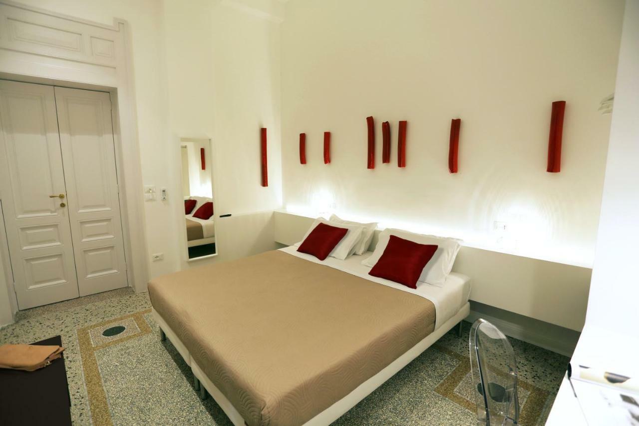 Re Ruggero Rooms Reggio Calabria Exterior photo